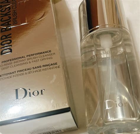 【試してみた】Dior ブラシ クレンザーのリアルな口コミ・レ 